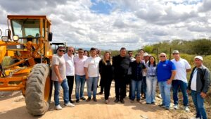 Águas Belas inicia obras de recuperação de estradas.